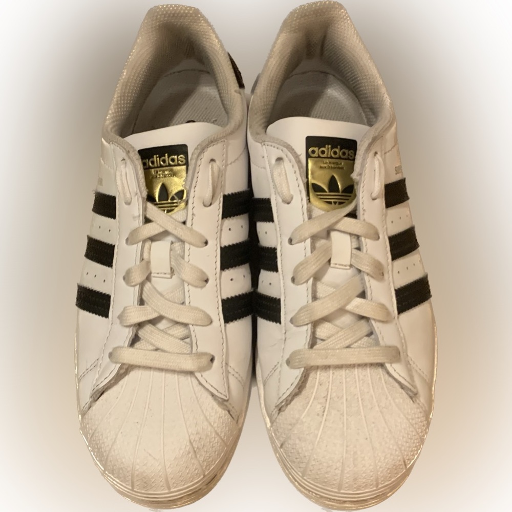 ADIDAS SUPERSTARS SIZE 7 1/2